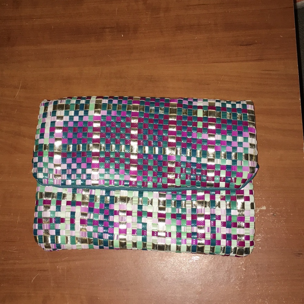 BRAND NEW WOVEN CLUTCH
